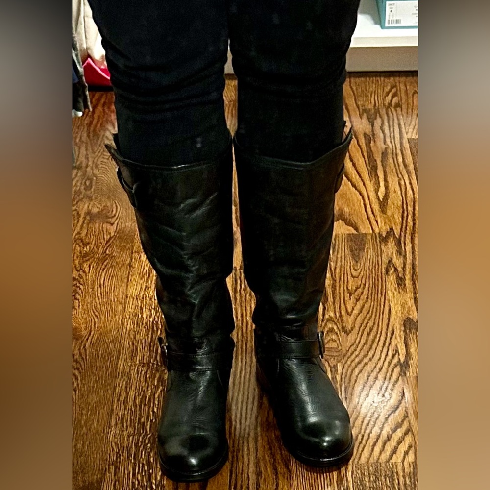 Vintage Women's Black Leather Boots